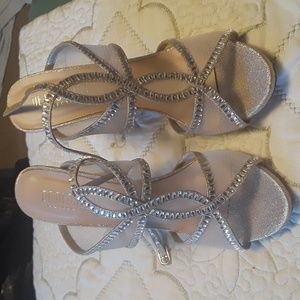 De Blossom Collection heels Size 7 1/2                            Rose gold